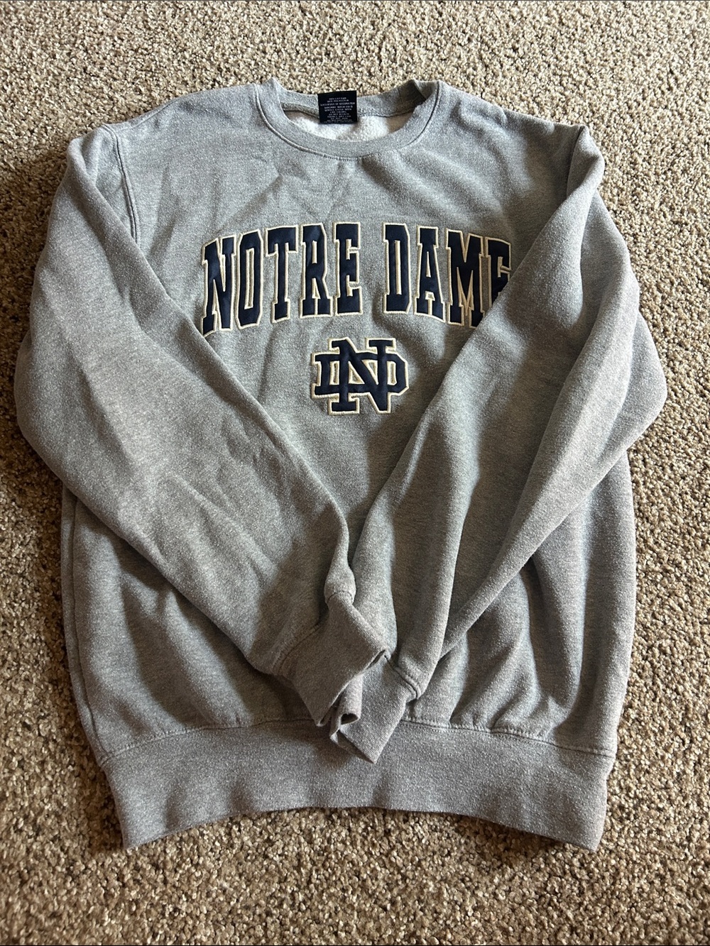 Notre Dame Women’s Gray Crewneck Sweatshirt